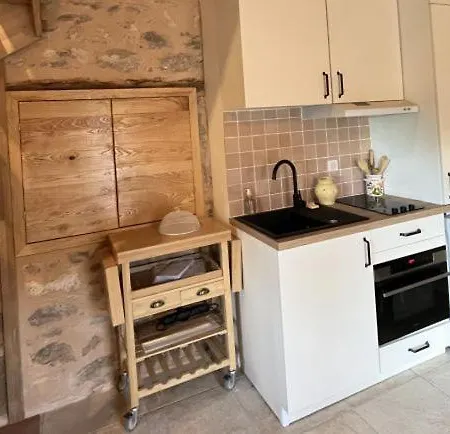 לינה וארוחת בוקר De Coursac